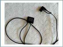 Laden Sie das Bild in den Galerie-Viewer, Mobile Wärmematte für Kleintiere mit USB*Anschluss